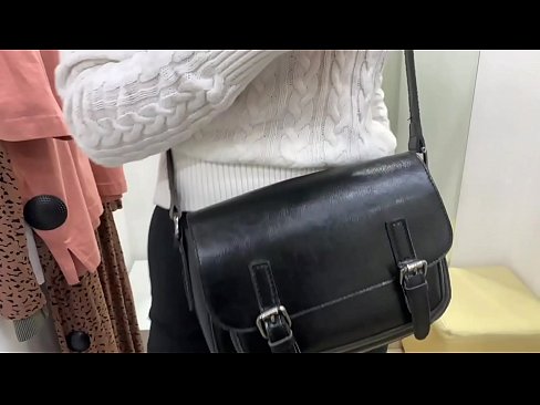 ❤️ Kudziseweretsa maliseche pagulu la Hule wamng'ono FeralBerry ndi dildo mu chipinda choyenera ️  zolaula ny.yourxxxvideos.ru  ❤